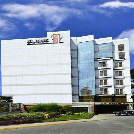 St. Mark Hotel Cebu Stadt Exterior foto