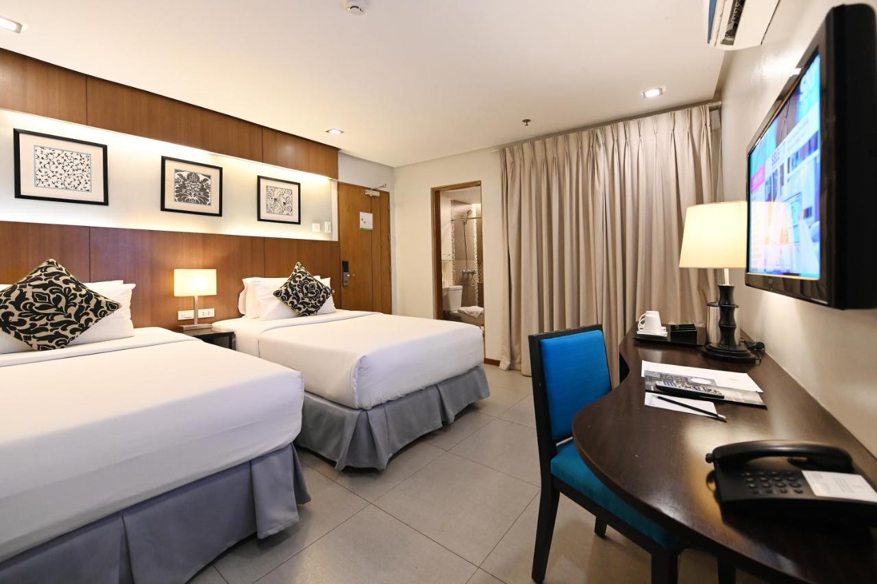 St. Mark Hotel Cebu Stadt Exterior foto